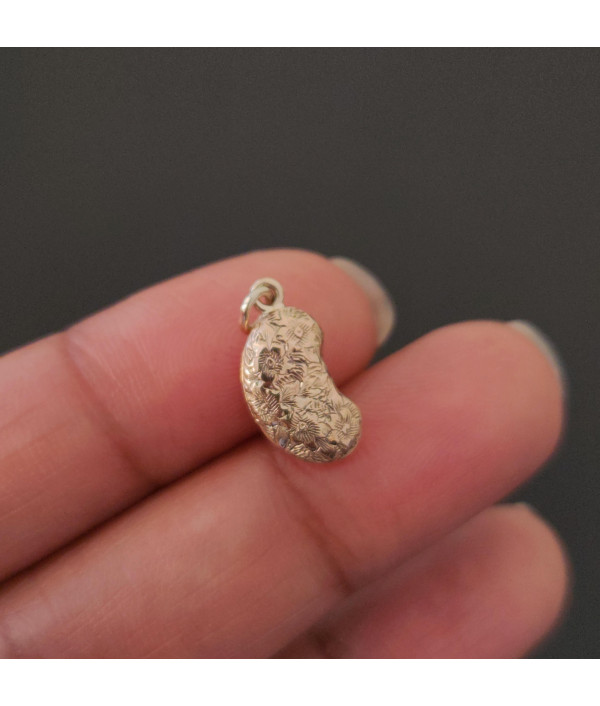 Victorian 9ct Gold Mini Lucky Bean Charm – Chester 1898 Victorian 9ct Gold Mini Lucky Bean Charm – Chester 1898