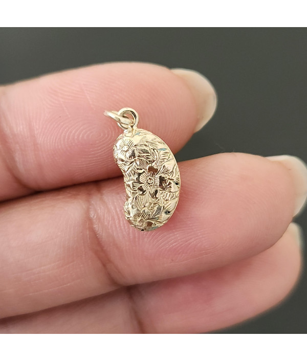 Victorian 9ct Gold Mini Lucky Bean Charm - Chester 1898 Victorian 9ct Gold Mini Lucky Bean Charm - Chester 1898