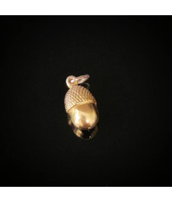 Vintage 9ct Gold Miniature Acorn Charm