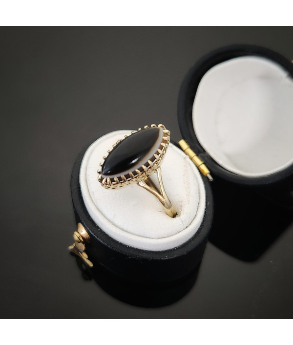 Early 20th Century Marquise Banded Agate Ring in 9ct Gold Early 20th Century Marquise Banded Agate Ring in 9ct Gold