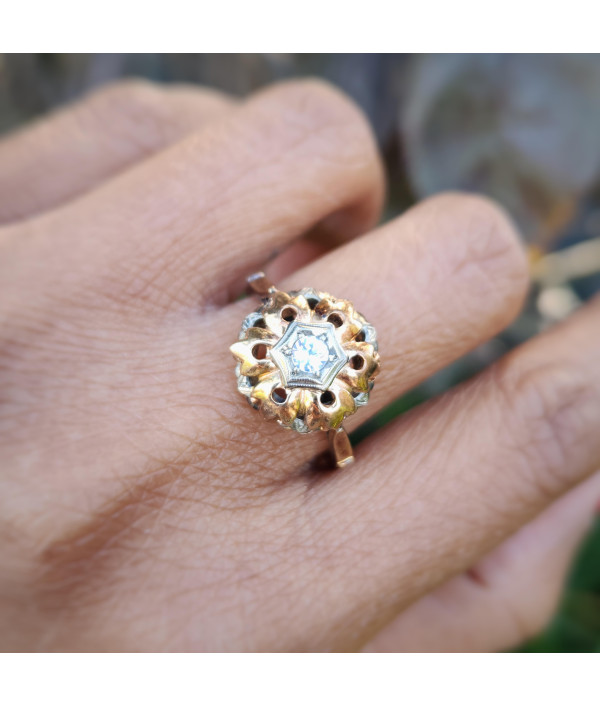 Mid-20th Century Cubic Zirconia Cluster Ring in 18ct and 10ct Gold