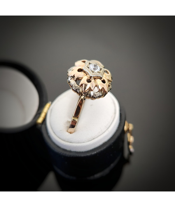 Mid-20th Century Cubic Zirconia Cluster Ring in 18ct and 10ct Gold