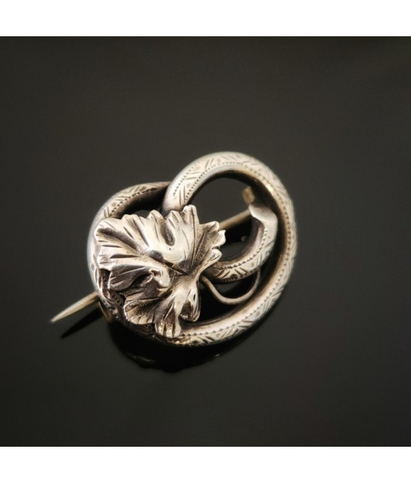 Victorian Silver Knot with Oak Leaf Brooch Victorian Silver Knot with Oak Leaf Brooch