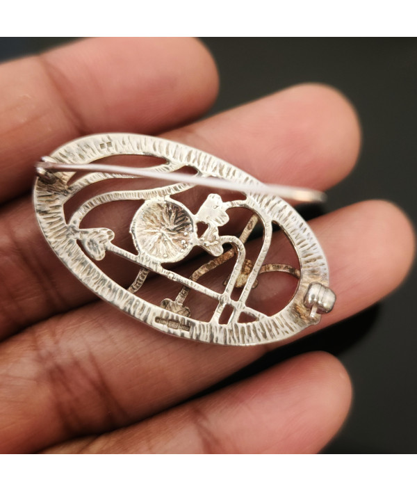 CJL Sterling Silver Art Nouveau Style Brooch CJL Sterling Silver Art Nouveau Style Brooch