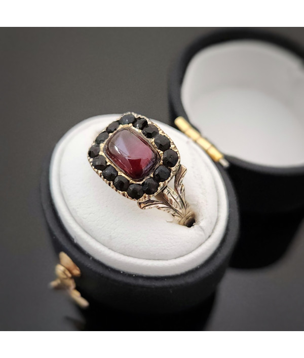 Victorian Garnet Carbuncle and Jet Mourning Ring in 12k Gold Victorian Garnet Carbuncle and Jet Mourning Ring in 12k Gold