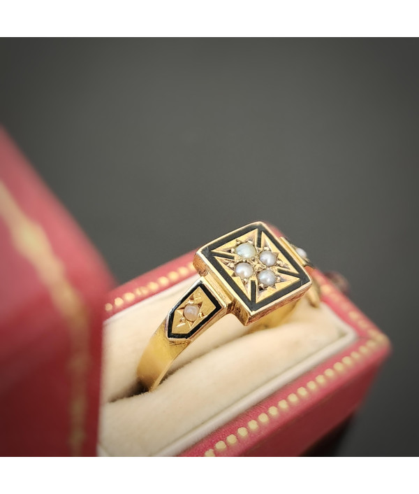 Antique Victorian Black Enamel & Seed Pearls Mourning Ring in 15ct Gold - Birmingham 1876 Antique Victorian Black Enamel & Seed Pearls Mourning Ring in 15ct Gold - Birmingham 1876