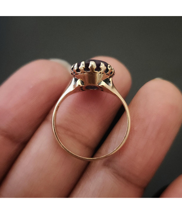 Victorian Rose of Sharon Amethyst And Rose-Cut Diamond Ring in 18K Gold Victorian Rose of Sharon Amethyst And Rose-Cut Diamond Ring in 18K Gold
