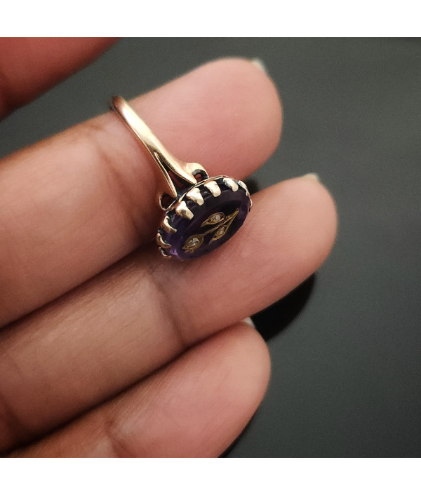 Victorian Rose of Sharon Amethyst And Rose-Cut Diamond Ring in 18K Gold Victorian Rose of Sharon Amethyst And Rose-Cut Diamond Ring in 18K Gold