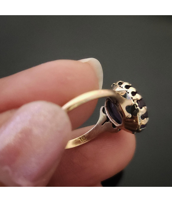 Victorian Rose of Sharon Amethyst And Rose-Cut Diamond Ring in 18K Gold Victorian Rose of Sharon Amethyst And Rose-Cut Diamond Ring in 18K Gold