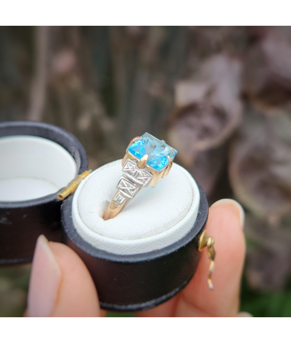 Art Deco 9ct Rose Gold And Platinum Swiss Blue Topaz Ring Art Deco 9ct Rose Gold And Platinum Swiss Blue Topaz Ring