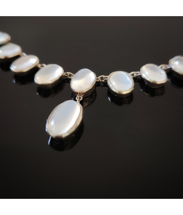 Edwardian Silver Moonstone Necklace with Graduated Bezel-Set Cabochons Edwardian Silver Moonstone Necklace with Graduated Bezel-Set Cabochons