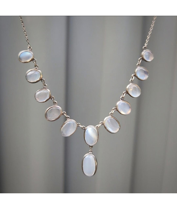 Edwardian Silver Moonstone Necklace with Graduated Bezel-Set Cabochons Edwardian Silver Moonstone Necklace with Graduated Bezel-Set Cabochons