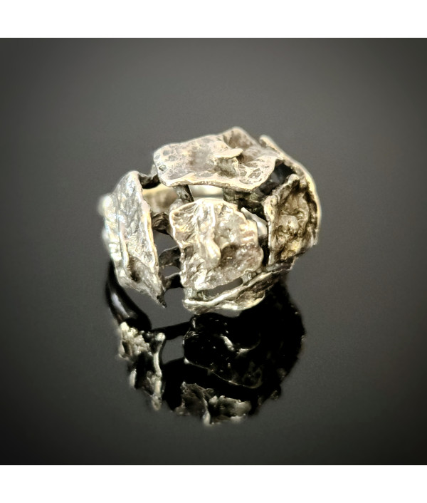 Vintage Modernist Sterling Silver Sculptural Ring