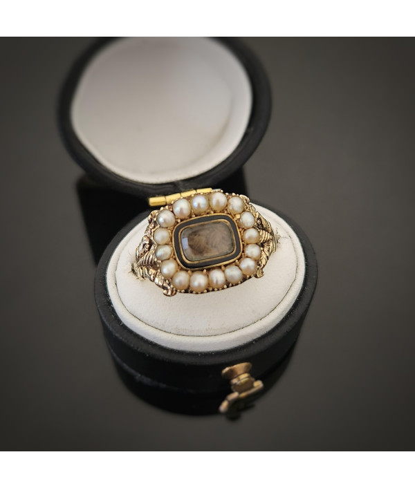 Georgian Enamel and Pearl Mourning Ring in 12K Gold Georgian Enamel and Pearl Mourning Ring in 12K Gold