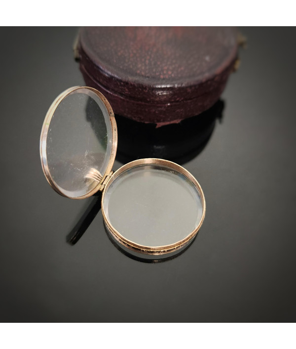 Georgian 9ct Gold Glass Memorial Locket – Dated 1818 Georgian 9ct Gold Glass Memorial Locket – Dated 1818