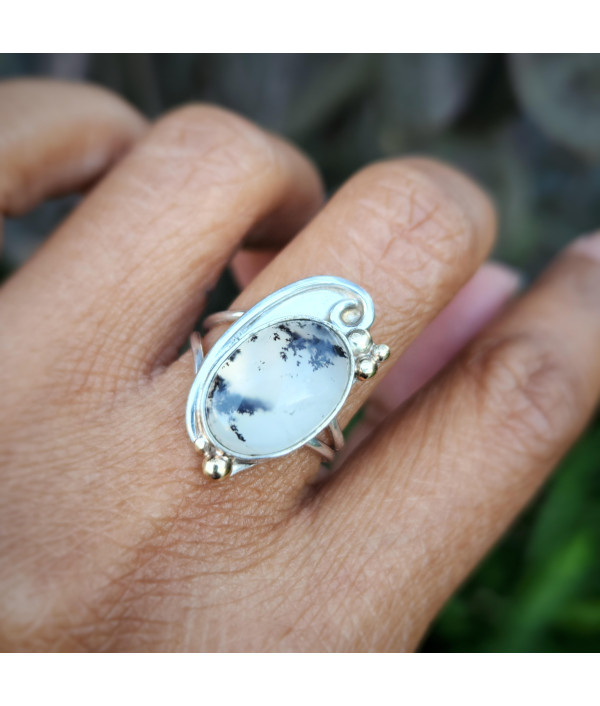 Dendritic Agate Ring in Sterling Silver with 9ct Gold Accents – Signed "M" Dendritic Agate Ring in Sterling Silver with 9ct Gold Accents – Signed "M"