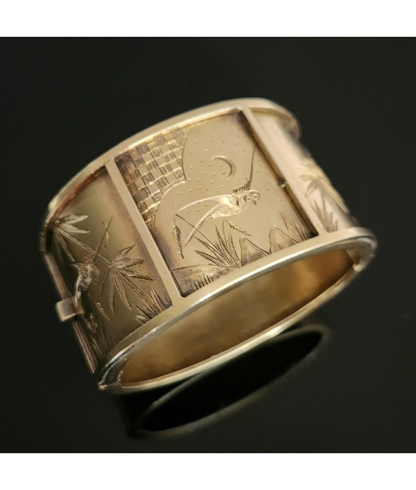 Victorian Era Day and Night Bangle – Gilded Sterling Silver with Engraved Bird Motifs Victorian Era Day and Night Bangle – Gilded Sterling Silver with Engraved Bird Motifs