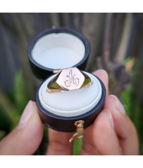 Antique 9ct Rose Gold Hexagonal Signet Ring – Engraved A Antique 9ct Rose Gold Hexagonal Signet Ring – Engraved A