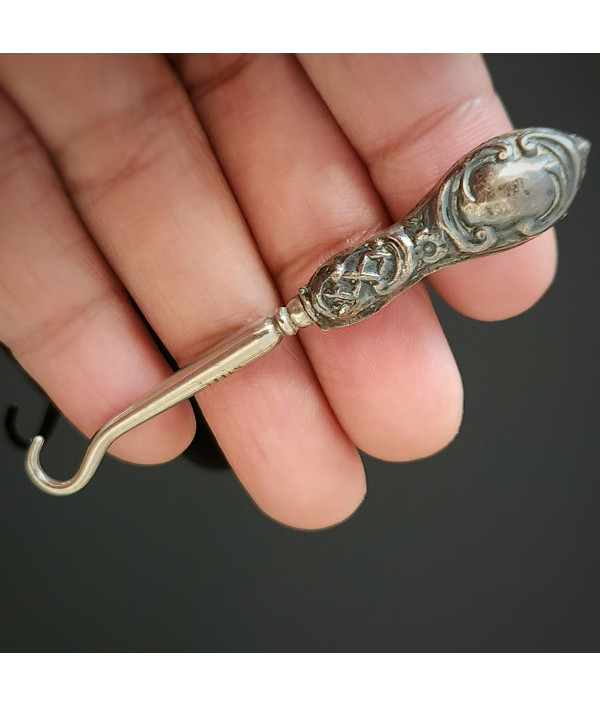 Edwardian Sterling Silver Glove Button Hook — Birmingham 1911