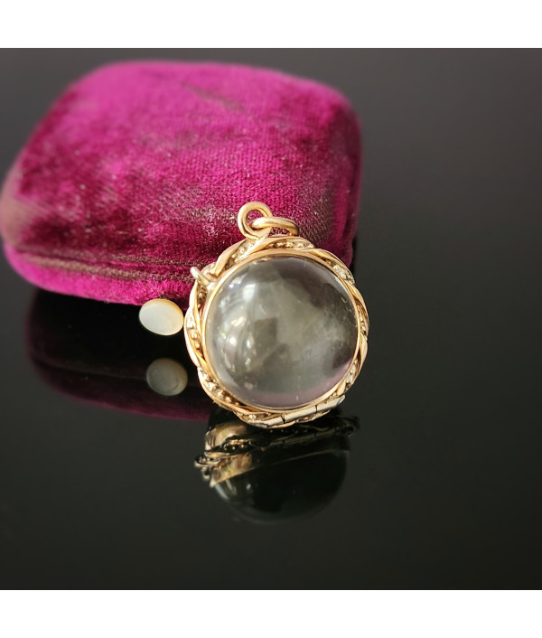 Antique Pool of Light Locket Pendant with Rock Crystal and Gold Plating Antique Pool of Light Locket Pendant with Rock Crystal and Gold Plating