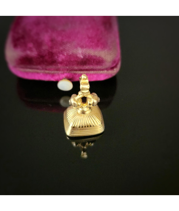 Antique Citrine Fob Seal in Rolled Gold - Gold Case Antique Citrine Fob Seal in Rolled Gold - Gold Case