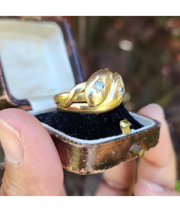Antique Victorian Double Entwined Serpent Ring – Birmingham 1898 Antique Victorian Double Entwined Serpent Ring – Birmingham 1898