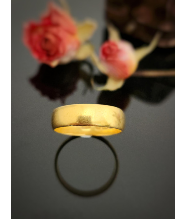 Victorian 22ct Gold Wedding Band — Bir...