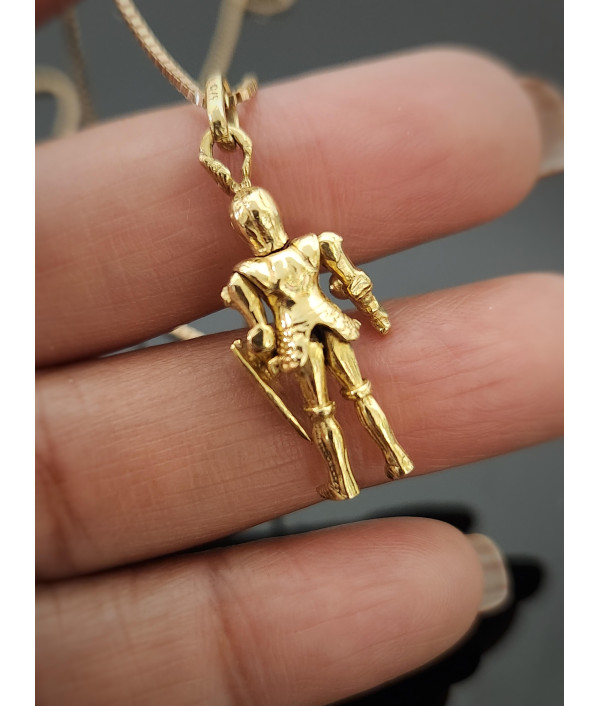Vintage Articulated Knight Charm in 9ct Yellow Gold Circa 1960 Vintage Articulated Knight Charm in 9ct Yellow Gold Circa 1960
