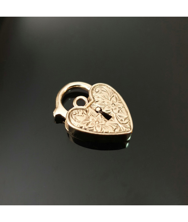 Vintage Floral Chased Gold Padlock Clasp Pendant in 9K