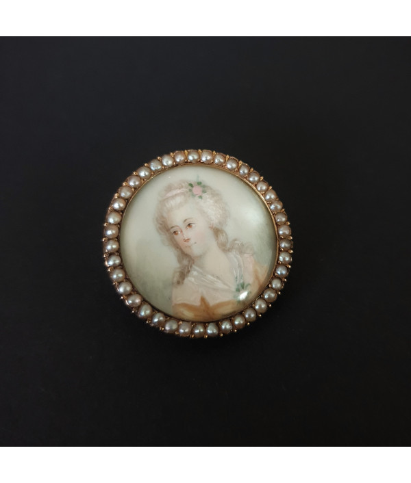 Georgian Miniature Portrait Brooch in 18K Georgian Miniature Portrait Brooch in 18K