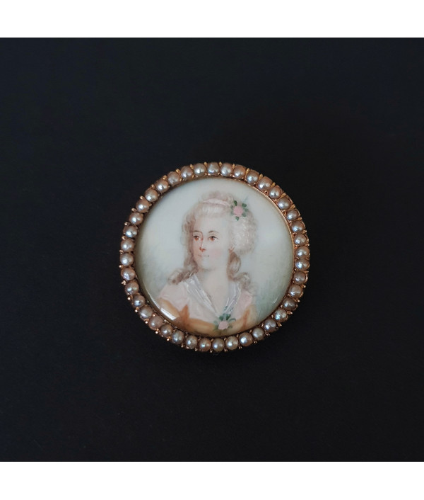 Georgian Miniature Portrait Brooch in 18...